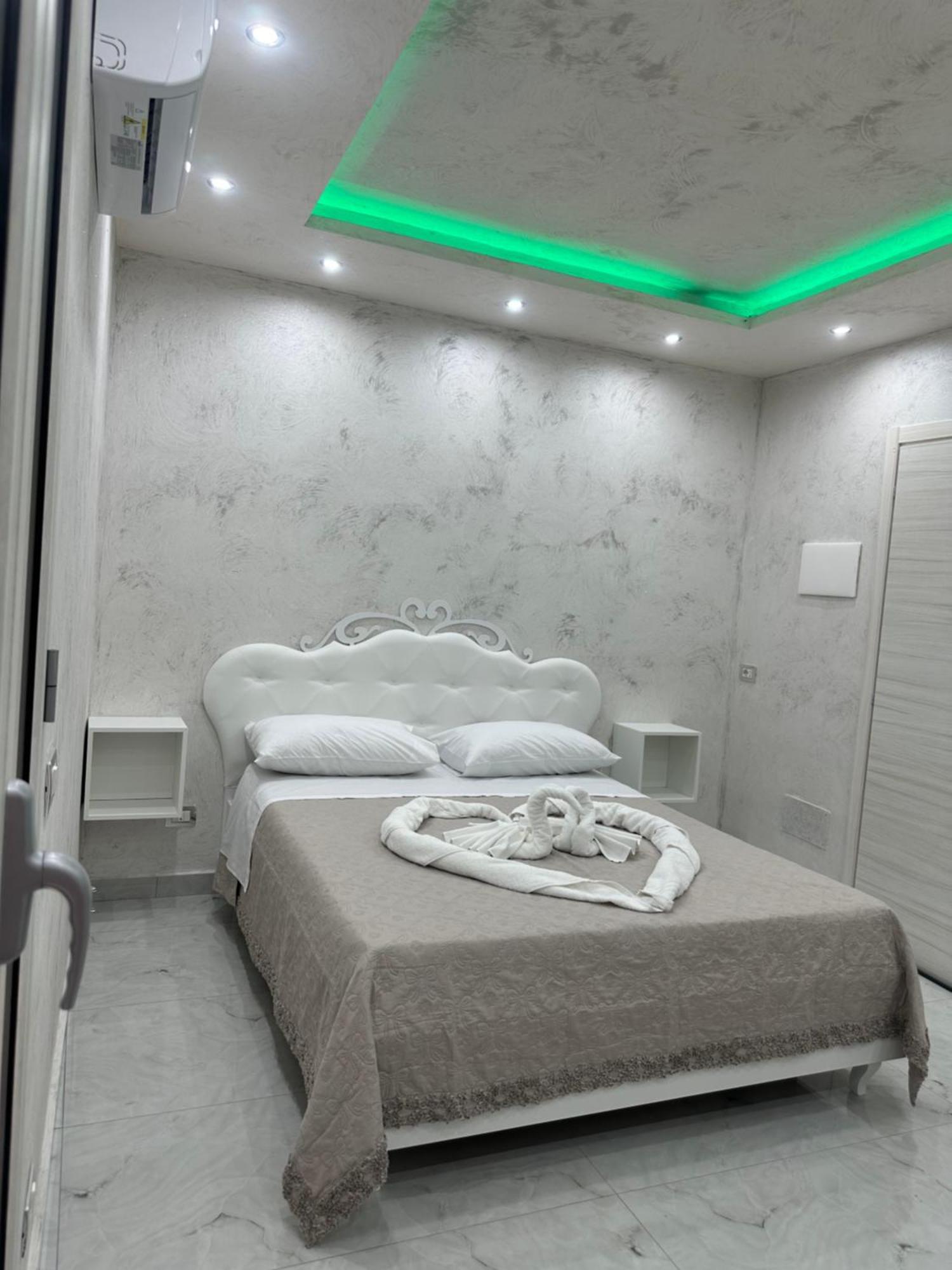 Casa La Vigna Bed & Breakfast Catania Bagian luar foto